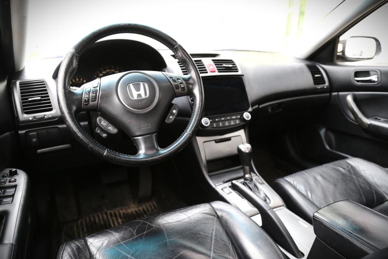 Honda - Accord - pic7