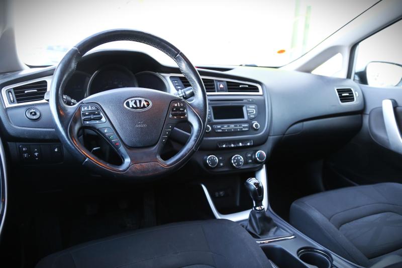 Kia - cee'd - pic8