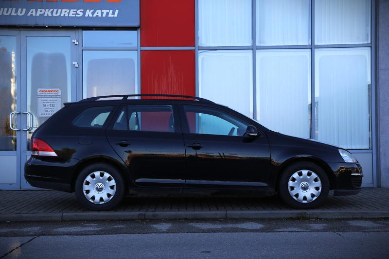 Volkswagen - Golf - pic4