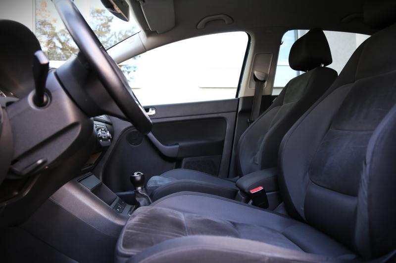 Volkswagen - Golf Plus - pic11