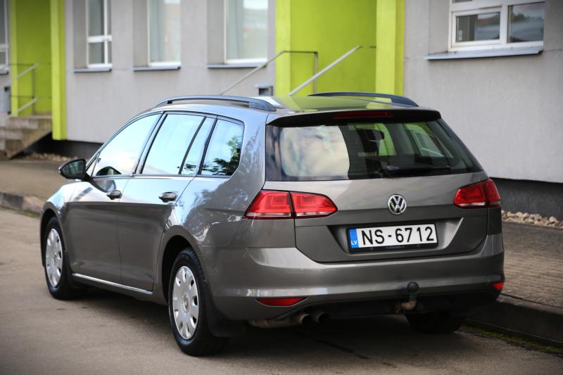 Volkswagen - Golf - pic5