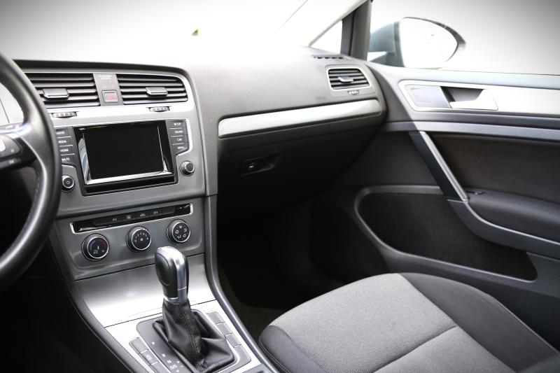 Volkswagen - Golf - pic9