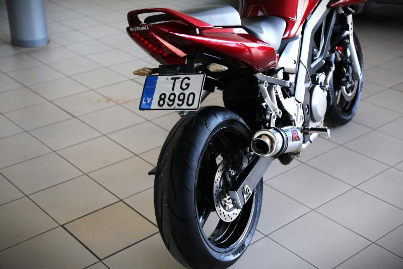 Suzuki - SV - pic8