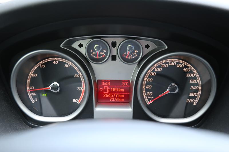 Ford - Focus - pic7