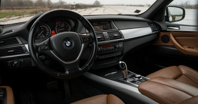 BMW - X5 - pic8