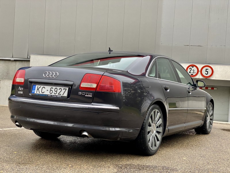 Audi - A8 - pic3